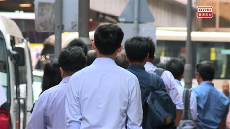 政府消息人士指一次性紓緩措施規模減 已考慮市民負擔 Rthk