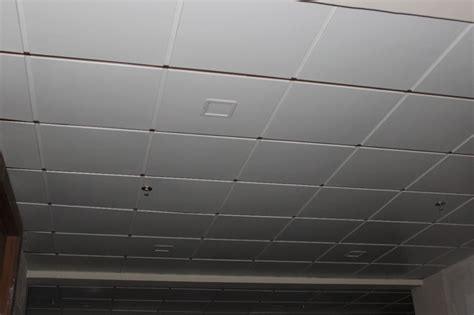 Coated Oculus Metal False Ceiling Thickness Mm At Rs Square