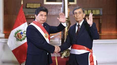 Presidente Castillo Tom Juramento A Emilio Gustavo Bobbio Como