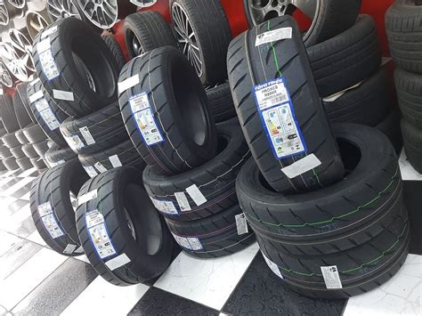 Kit 2 Pneus Aro 15 Toyo 225 50 15 91w Proxes R888r Stock Rodas