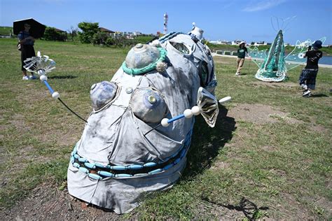 澎湖景點。澎湖東衛石雕公園 澎湖海廢地景藝術節 怪獸遊樂園 快樂的過每一天