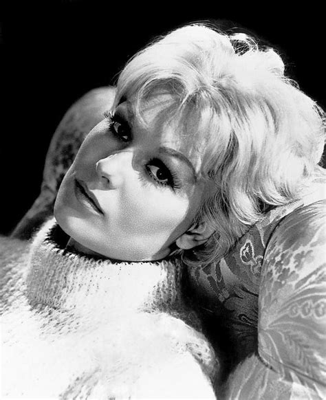 Kim Novak Fotografiada Por Robert Coburn 1962 Kim Novak Old Movie