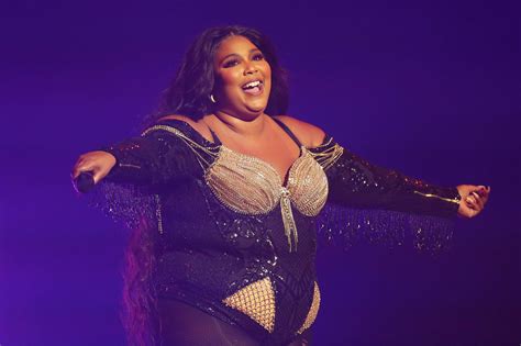 5 Lizzo Songs That Will Make You Feel Good as Hell | Lucy 93.3