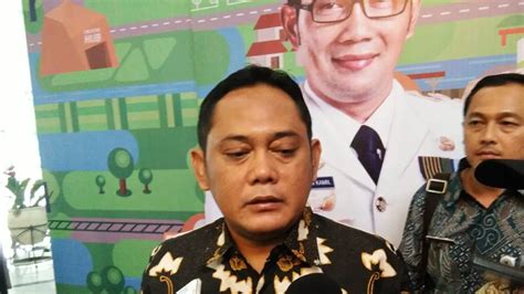 Eka Supria Atmaja Bupati Bekasi Meninggal Dunia News Liputan