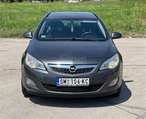 Polovni Opel Astra J 2011 God Polovni Automobili Srbija Sremska