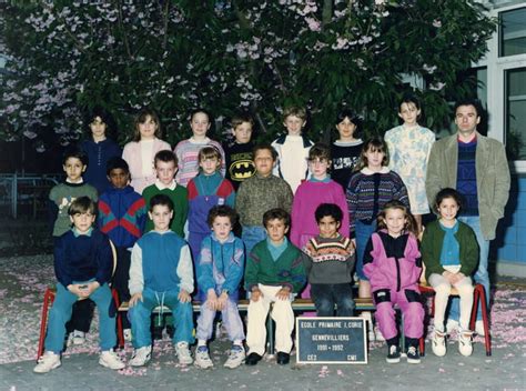 Photo De Classe Ce Cm De Ecole Ir Ne Et Fr D Ric Joliot Curie