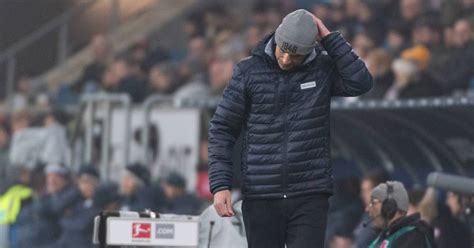 Bundesliga Wirbel Um Bochum Coach Letsch Reist Sofort Ab