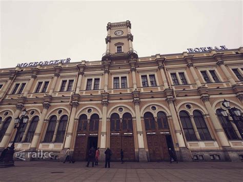 Moscow to St. Petersburg by Night Train Grand Express - Review | railcc