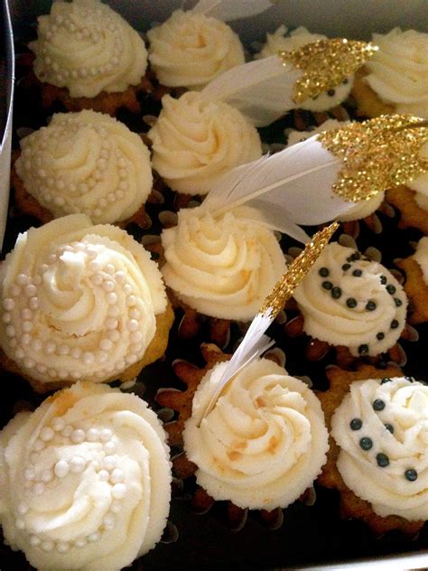 Great Gatsby Cupcakes Feathers Pearls And Glitter Gatsby Party