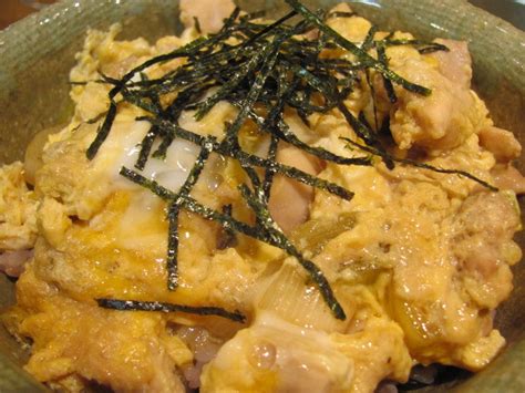 鶏と長ネギの親子丼 あなぐらのどおぶつレストラン