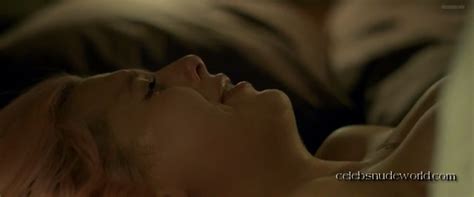 Naked Roberta Reichhardt In Comeback