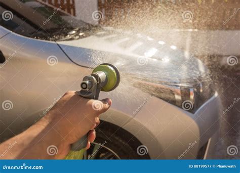 Agua De Rociadura De La Mano Para El T Nel De Lavado Lavado Del Coche