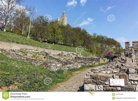 VELIKO TARNOVO, BULGARIA - 9 APRIL 2017: Ruins of Medieval Fortress ...