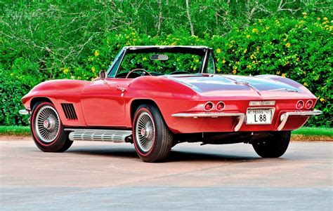 1967 Corvette Stingray | Ultimate Hot Wheels