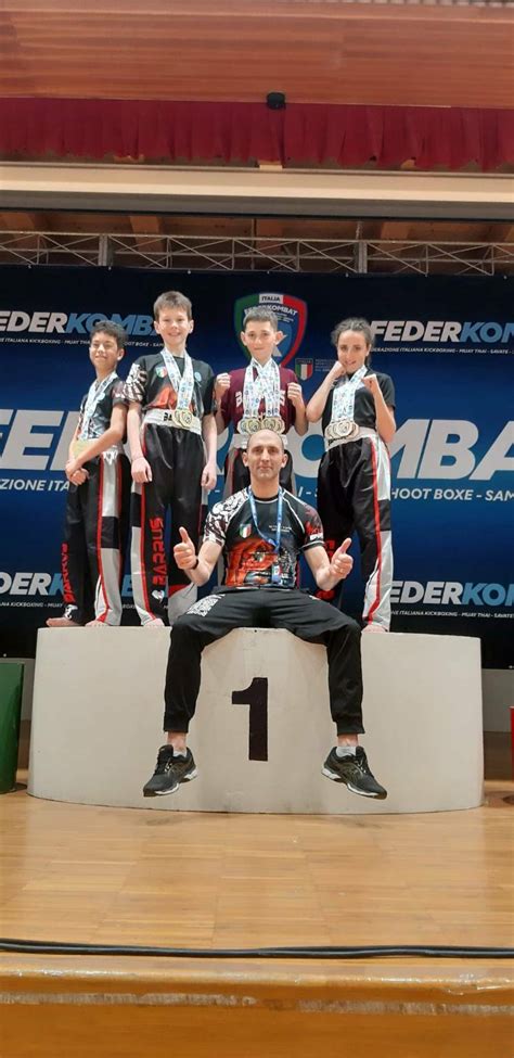 La Fenice Kickboxing Sanremo Domina Ai Campionati Italiani Trofeo