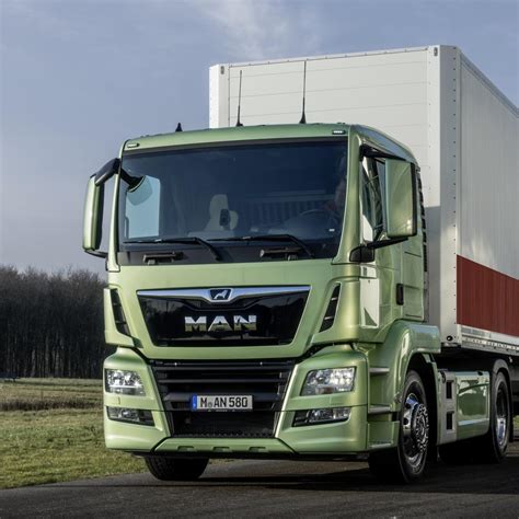 Volvo Liefert Erste Elektro Lkw Aus