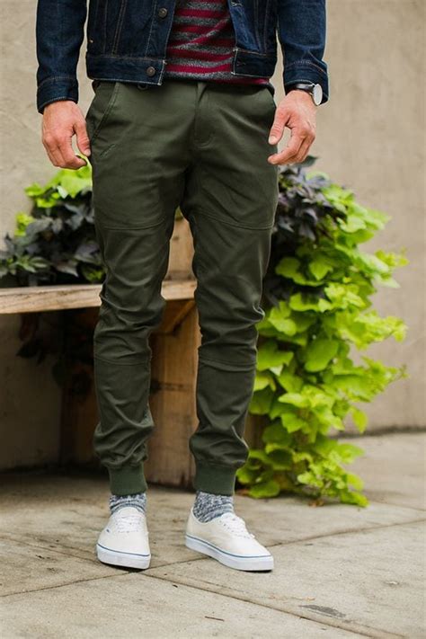 3 Cool Jogger Pant Outfits Every Man Must Try