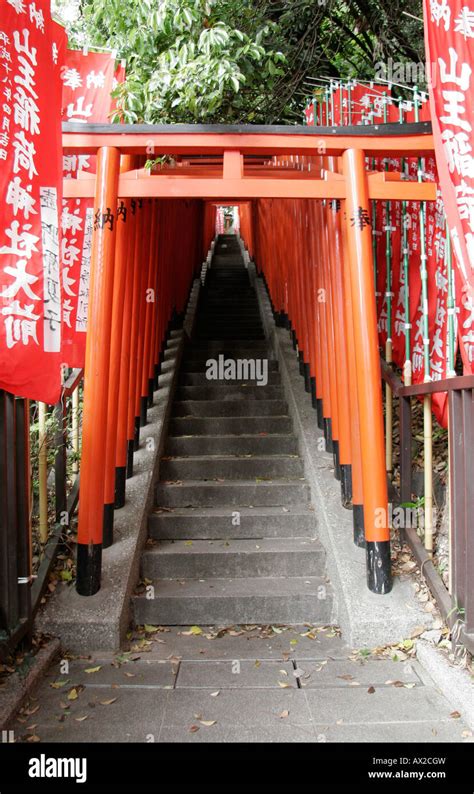 Tori Gate at the Hie Jinja (Hie) Shrine Stock Photo - Alamy