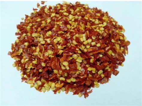 Chili Flake Red Chilli Flakes Packaging Size 20 Kg At 450 Kg In New