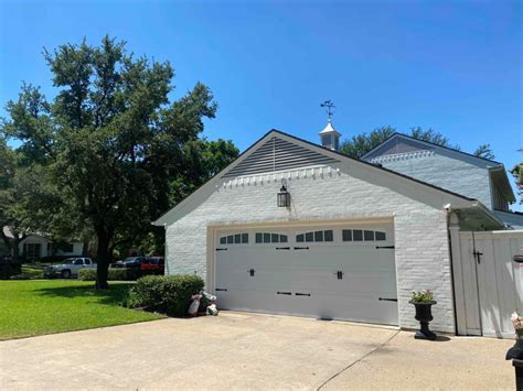 White Carriage House Style Garage Doors - Traditional - Garage - Dallas - by Plano Overhead ...