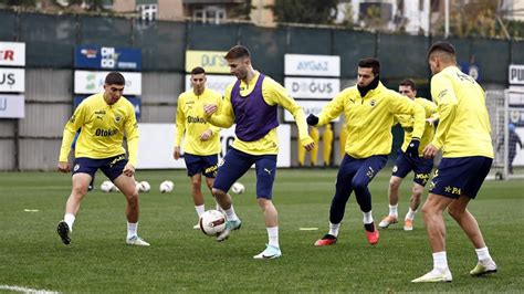 3 müjde Fenerbahçe de derbi öncesi sevindiren gelişmeler