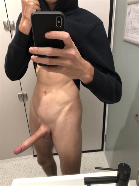 Massive Yo Cock Hmu Scrolller