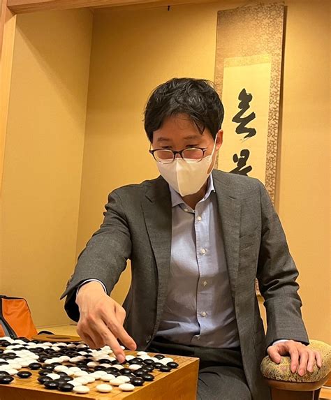 日本棋院【公式】 On Twitter Rt Kkjoryu 天元戦の本戦トーナメントは井山裕太三冠が佐田篤史七段を破りベスト8へ