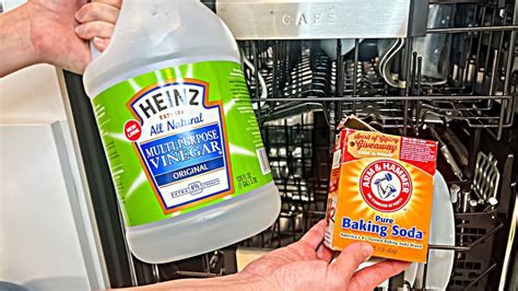 How To Clean Your Dishwasher With Vinegar [4 Steps]