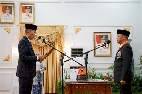 Resmi Dilantik Sebagai Sekda Provinsi Bengkulu Definitif Isnan Fajri