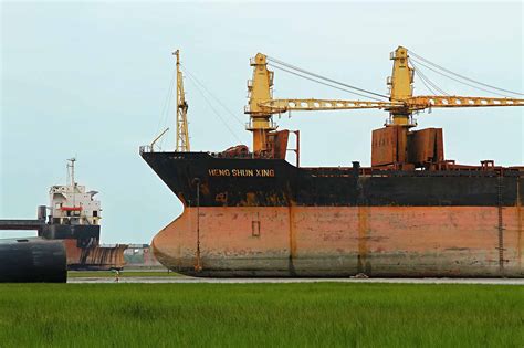 The Ship Breaking Yard in Chittagong, Bangladesh. | Travel ...