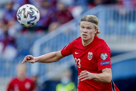haaland cetak dua gol  norwegia  kalahkan siprus