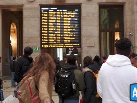 Milano Ritardi E Cancellazioni Dei Treni Per Genova Guasto Alla