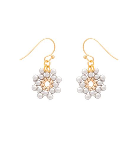 Euan Mcwhirter — Dove Pearl Daisy Earrings