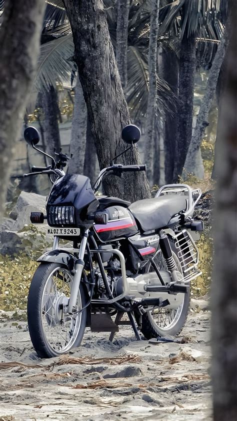 Splendor Bike Ka Parked In Forest Splendor Gadi Ke Hero Honda Hd