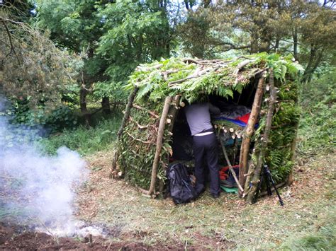 100 Wild Huts For Survival – Eco Snippets