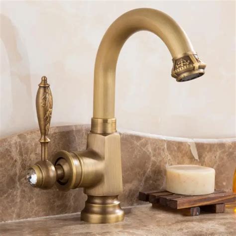 New Arrival Antique Carved Kitchen Faucet Europe Style Brass Kitchen