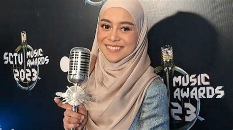 Lesti Kejora Sabet 4 Piala SCTV Music Awards 2023 Kok Jadi Beban Ya