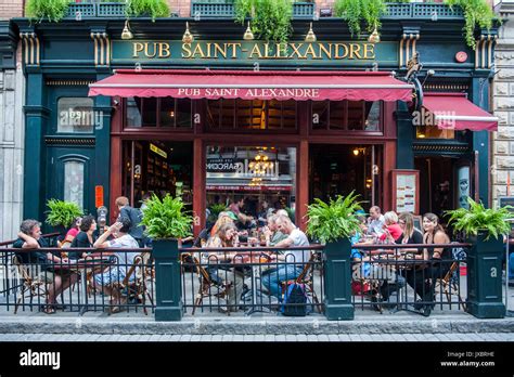 People in street restaurant, Quebec City, Quebec, Canada Stock Photo - Alamy