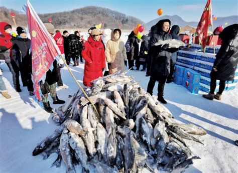 冰雪迎冬奥 鱼跃庆新年 “2022吉林松花湖首届冬捕冬钓节”启幕 中国吉林网