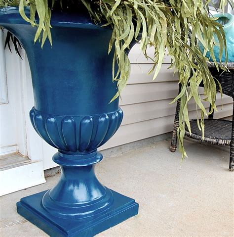 Urn Planters Tall Thuem Garden Plant