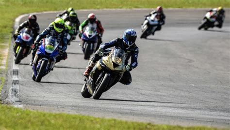 Campeonato Brasileiro De Motovelocidade Estreia Sob O Sol De Goi Nia E