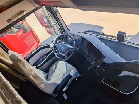 Новый Седельные тягачи Sinotruk Sitrak С7H Max с ценами от дилеров
