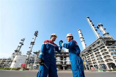 Pertamina Catat Reduksi Emisi Karbon Capai Juta Ton C Antara