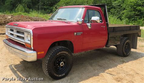 1990 Dodge Ram 350 Flatbed Pickup Truck In Pacific Mo Item Fp9354 For Sale Purple Wave