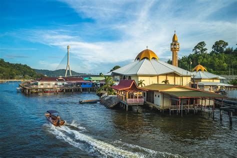 Ghé Thăm Làng Nổi Kampong Ayer 1300 Năm Tuổi Giữa Thủ đô Brunei