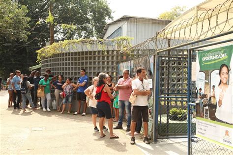 Caravana Do Emprego Atrai Centenas De Munícipes Em Morro De Santos