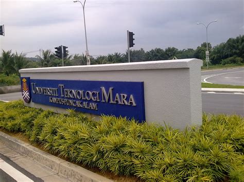 Kolej Bunga Kuning Pertama, UiTM Puncak Alam - Fiksyen Shasha