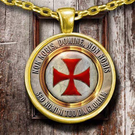 Knights Templar Cross Masonic Necklace Non Nobis Domine Motto