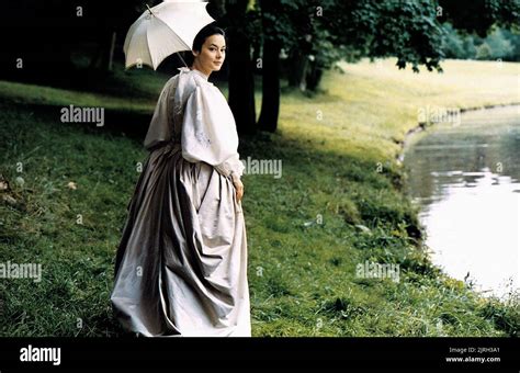 Meg tilly valmont 1989 hi-res stock photography and images - Alamy