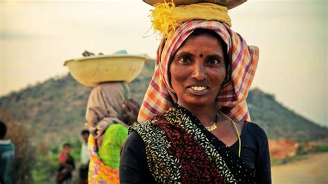 Lakhpati Didi Yojna Empowering Women Across The Country Pm Modi